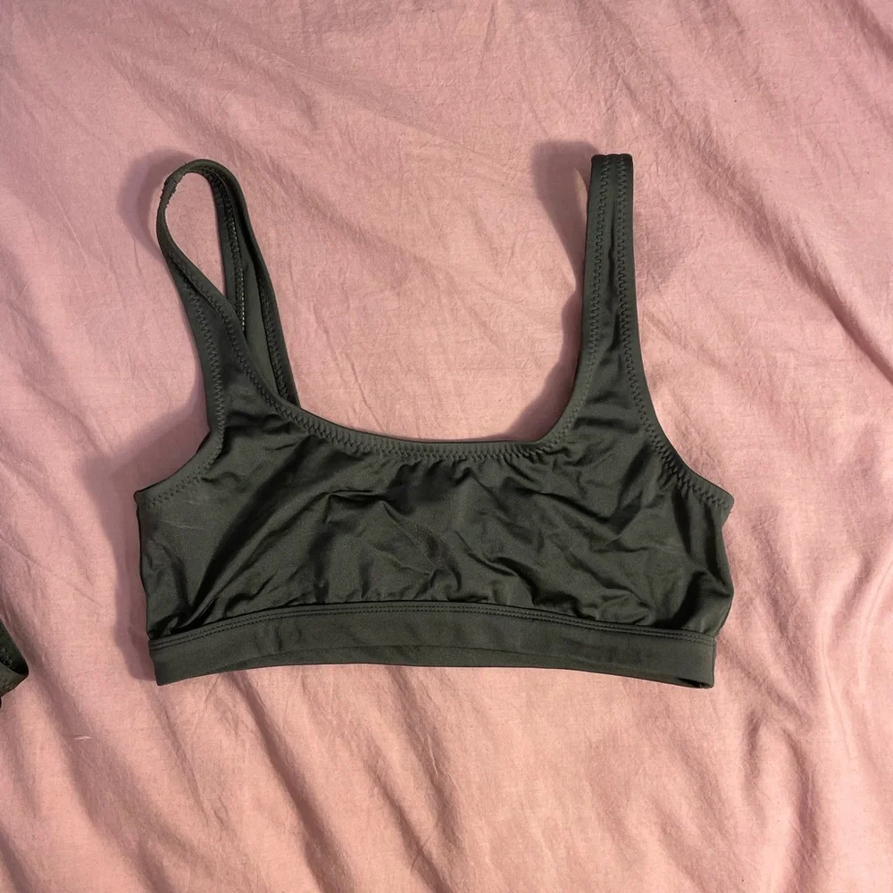 Olive green sporty bikini set - Picture 3 of 8